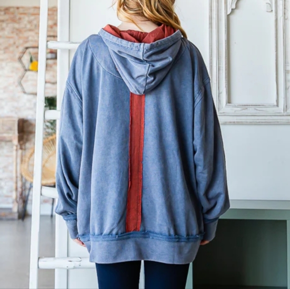 Oli & Hali STAR PATCHWORK HOODED PULLOVER TOP - Picture 4 of 4